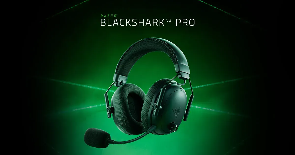 Razer BlackShark V3 Pro gaming headset product photo