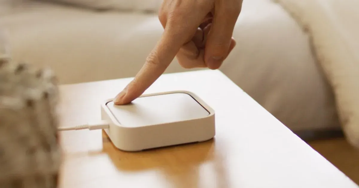 Samsung SmartThings Station product photo